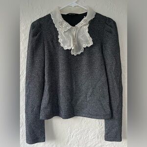 Maxrieny gray blouse, doily style neckline, silver buttons, puff sleeves; L